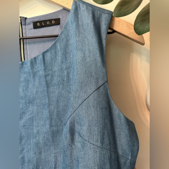 Chambray Crop Tank Top - LARGE - Picture 6 of 6